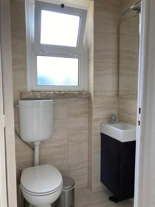 Apartament Apartamento Bem Localizado Para Familias & Amigos Lizbona Zewnętrze zdjęcie